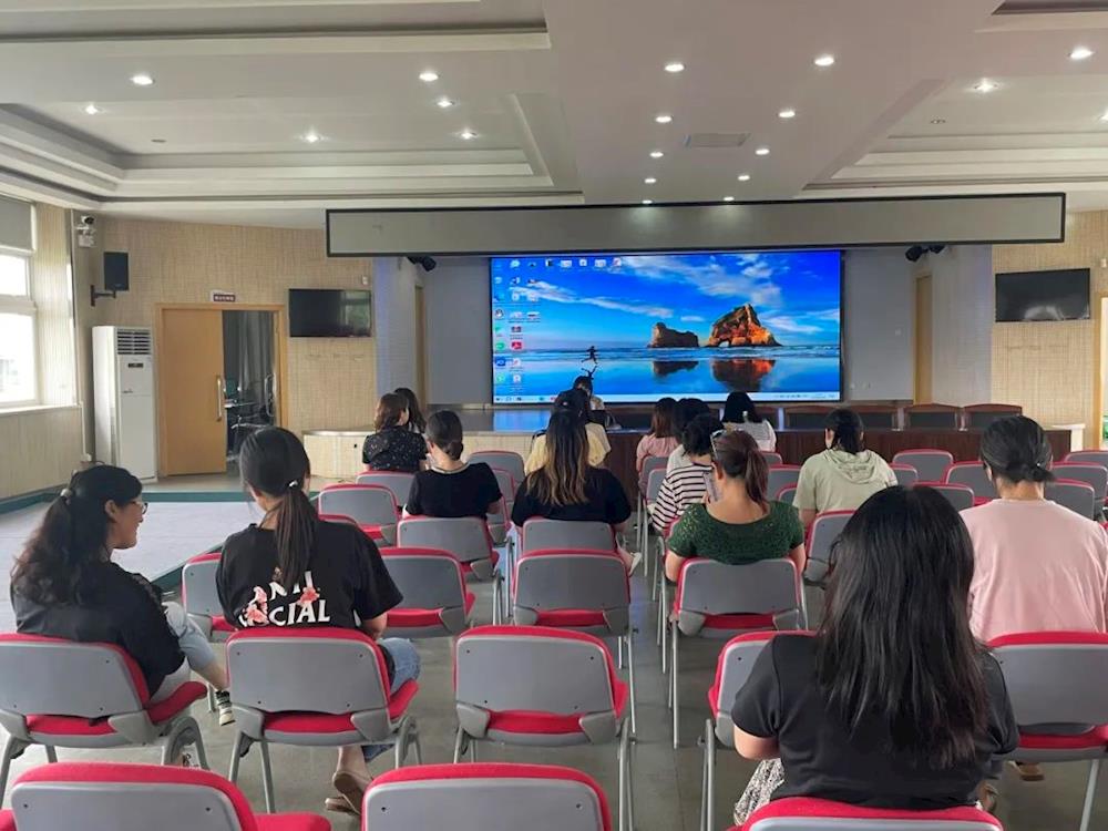 凝心聚力促研究 培训学习共提升——吴中区特殊教育学校开展教师业务学习活动